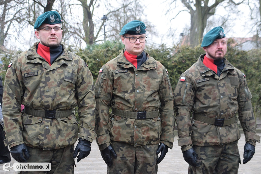 Uroczystość patriotyczna przy Grobie Nieznanego Żołnierza