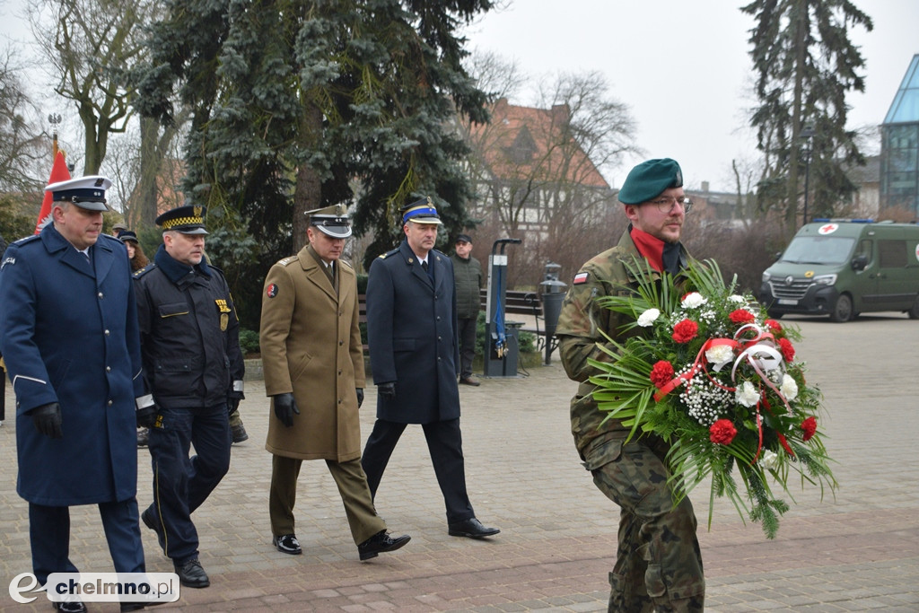 Uroczystość patriotyczna przy Grobie Nieznanego Żołnierza
