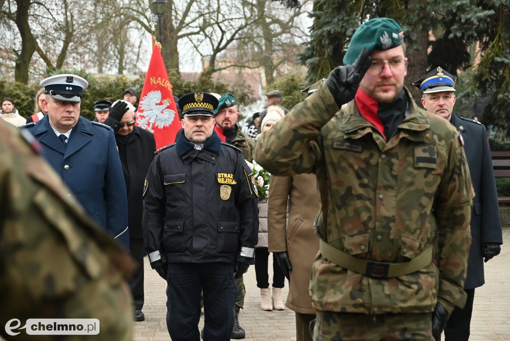 Uroczystość patriotyczna przy Grobie Nieznanego Żołnierza