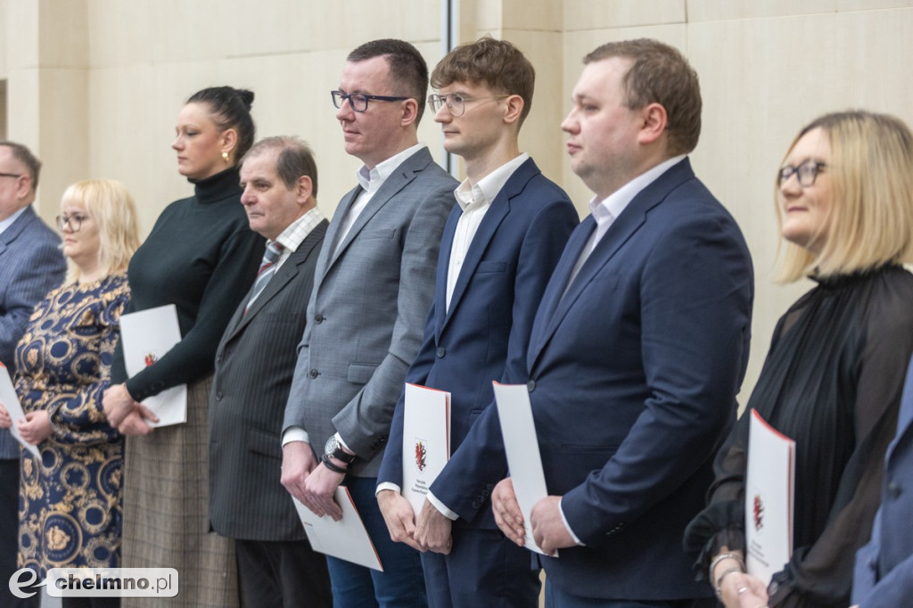 Urzędnicy złożyli ślubowanie
