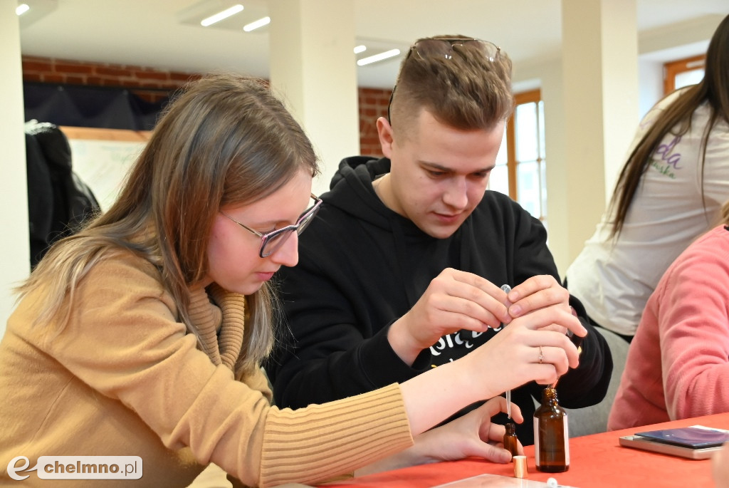 Perfumy mają wibracje – fotorelacja z wyjątkowych warsztatów Walentynkowych
