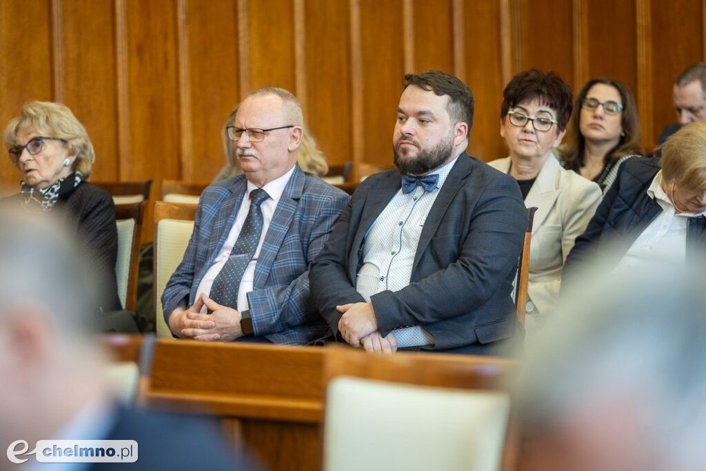 Sesja sejmiku województwa