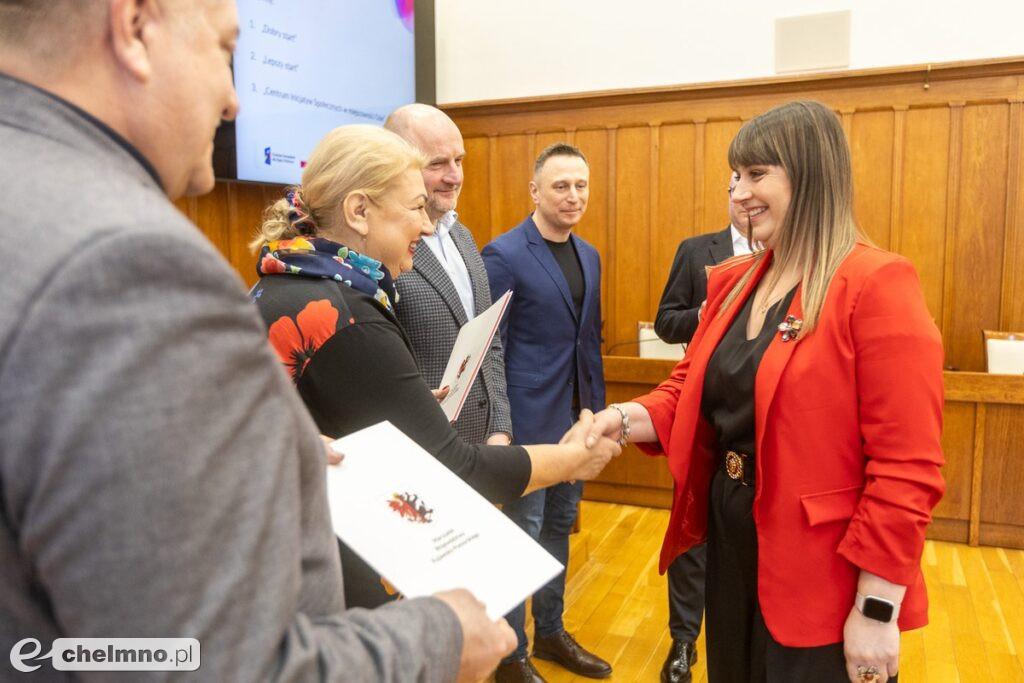 Nowe umowy FEdKP: edukacja, infrastruktura, przestrzeń publiczna