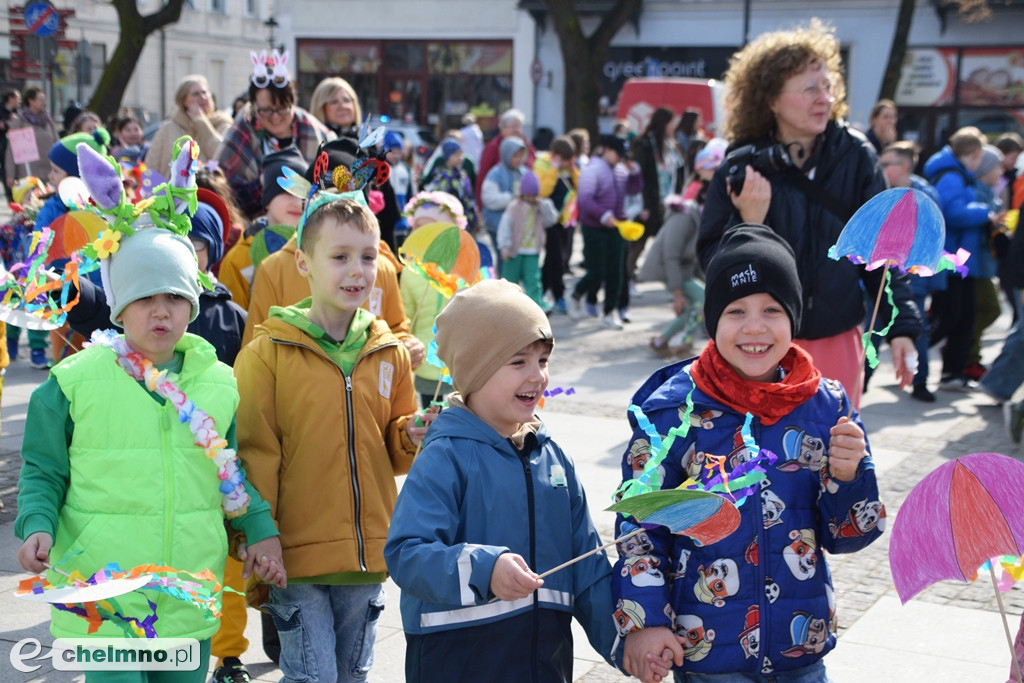 Happening z okazji Światowego Dnia Zespołu Downa i powitania WIOSNY