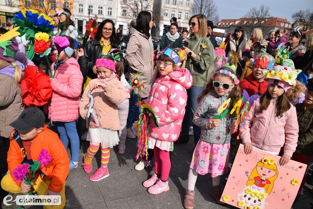 Happening z okazji Światowego Dnia Zespołu Downa i powitania WIOSNY