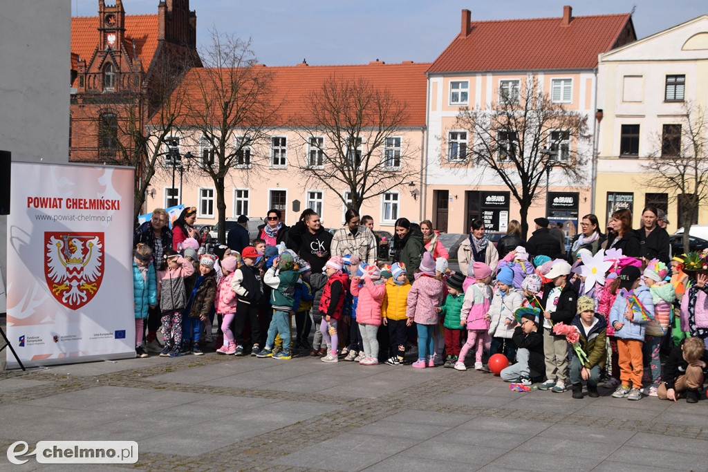 Happening z okazji Światowego Dnia Zespołu Downa i powitania WIOSNY