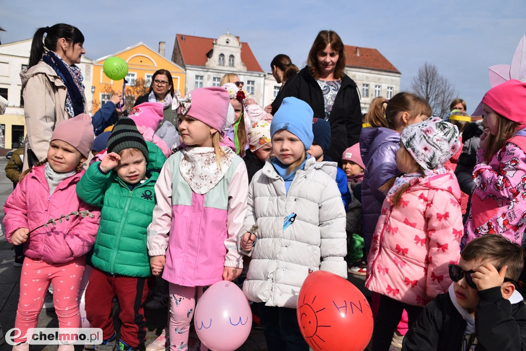 Happening z okazji Światowego Dnia Zespołu Downa i powitania WIOSNY