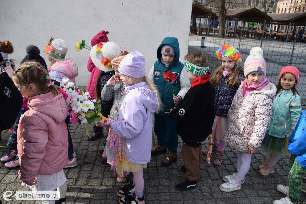 Happening z okazji Światowego Dnia Zespołu Downa i powitania WIOSNY