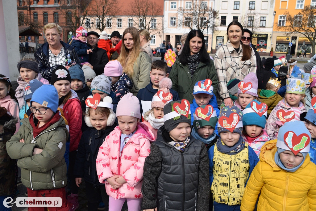 Happening z okazji Światowego Dnia Zespołu Downa i powitania WIOSNY