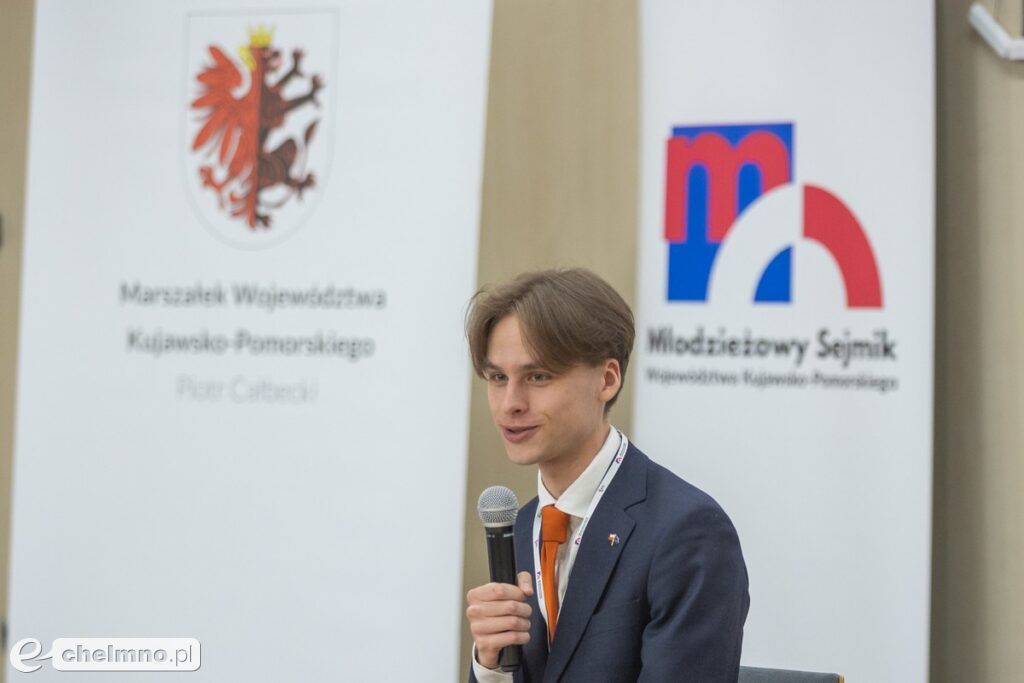 Parlament Młodych obradował w Toruniu (zdjęcia)