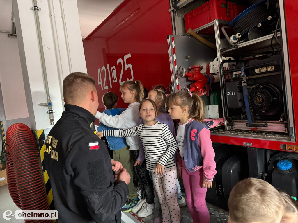 Przedszkolaki z wizytą w Komendzie Powiatowej PSP w Chełmnie