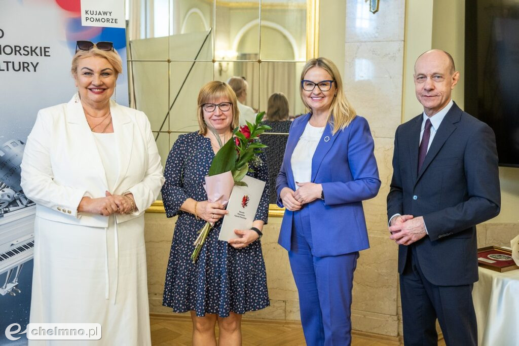 Kto czyta, żyje podwójnie! Bibliotekarze z nagrodami Marszałka