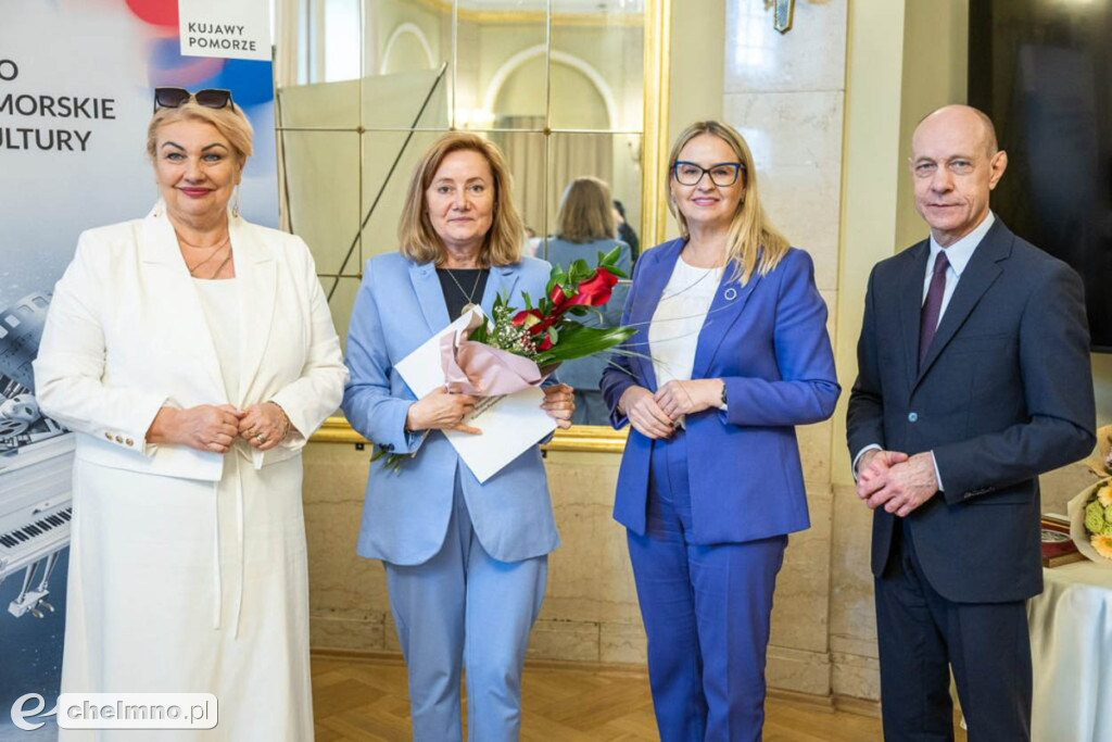 Kto czyta, żyje podwójnie! Bibliotekarze z nagrodami Marszałka