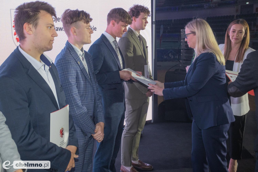 Wytrwali, utalentowani, pełni pasji – sportowcy z nagrodami
