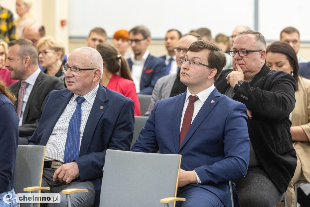 Europejski Korpus Radnych: jak korzystać z funduszy europejskich