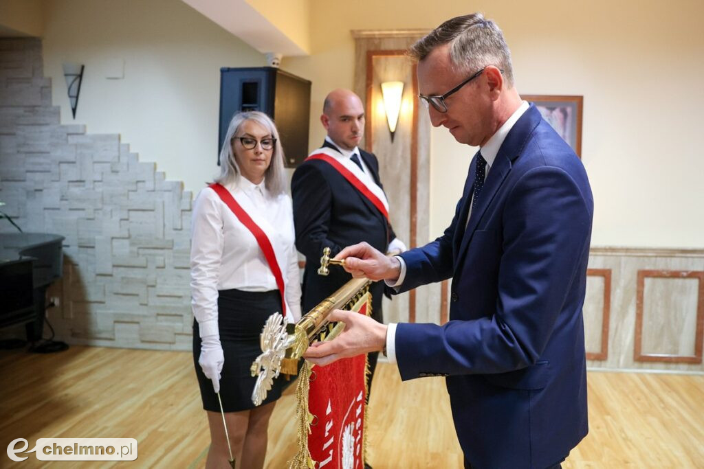 Sztandar dla sanatorium Przy Tężni w Inowrocławiu