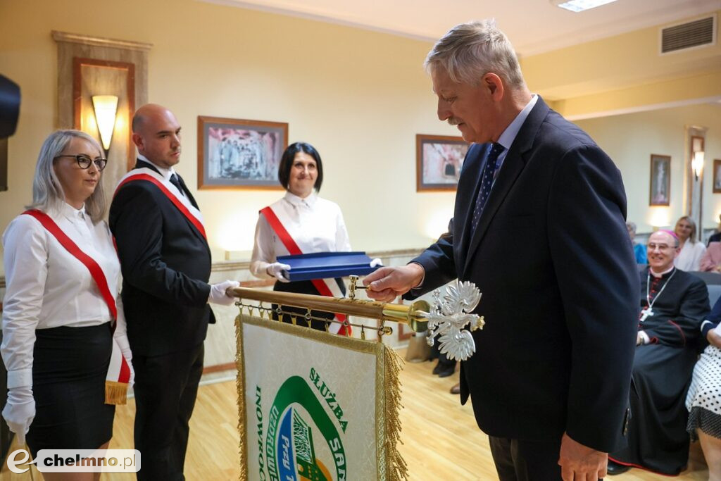 Sztandar dla sanatorium Przy Tężni w Inowrocławiu