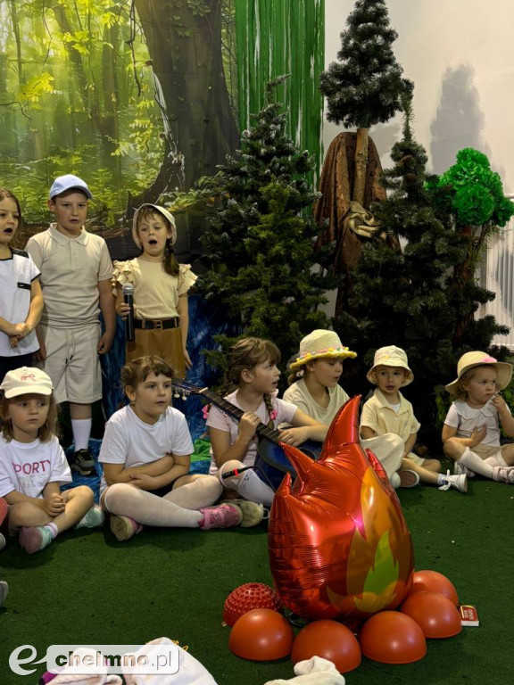 Dzień Mamy i Taty w przedszkolnym klimacie biwakowym