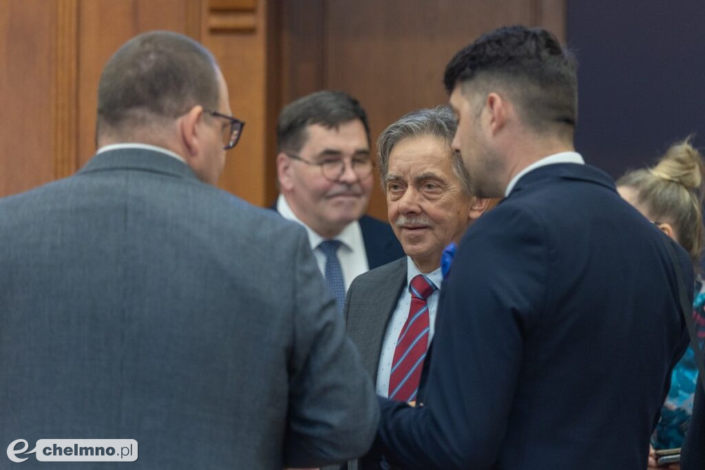 Absolutorium dla zarządu województwa