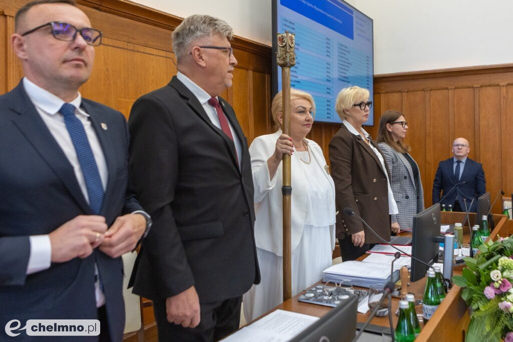 Absolutorium dla zarządu województwa