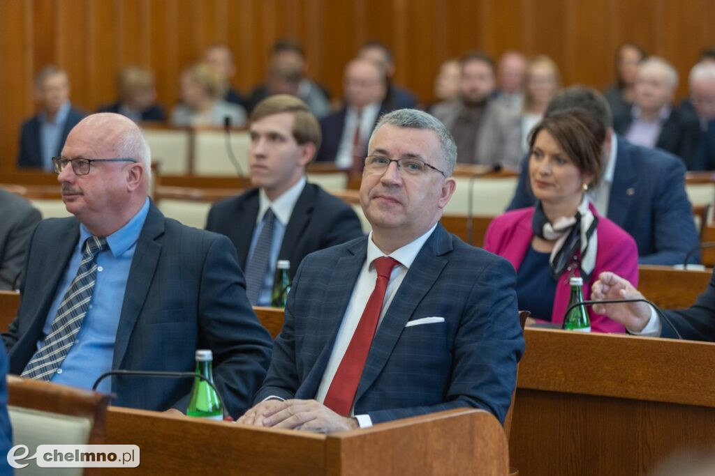 Absolutorium dla zarządu województwa