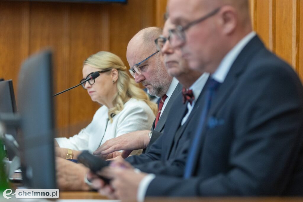 Absolutorium dla zarządu województwa
