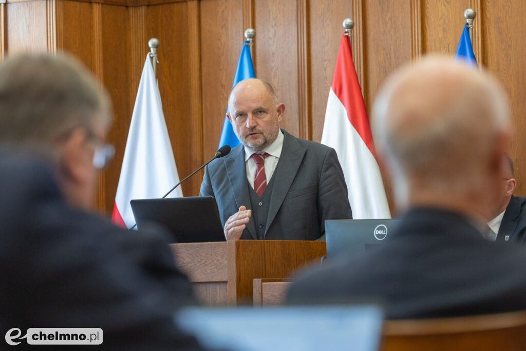 Absolutorium dla zarządu województwa