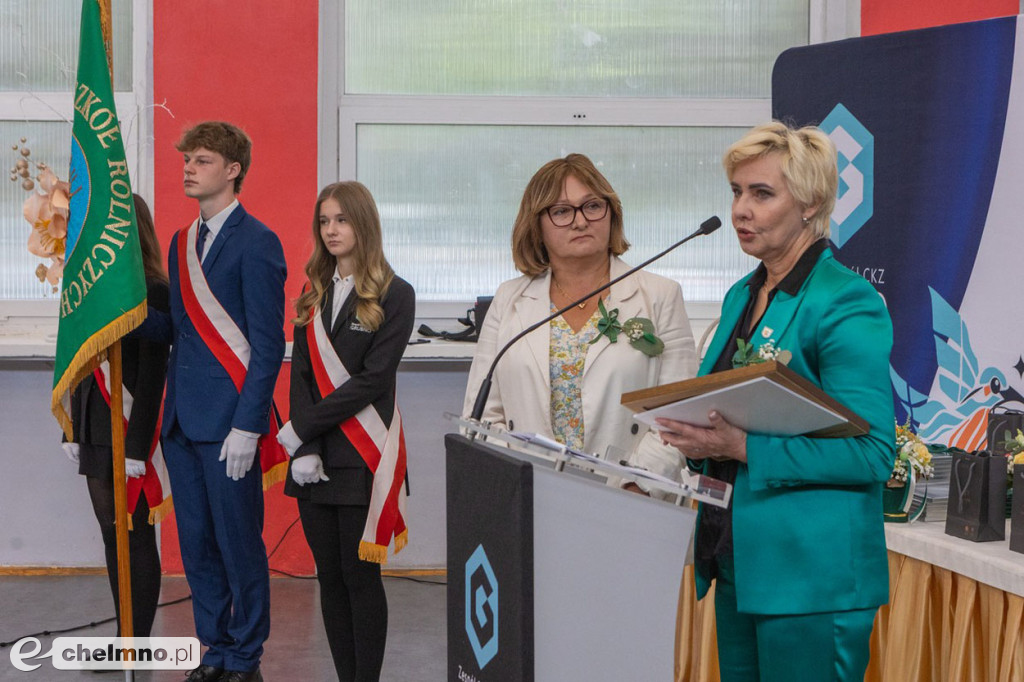 Medal Marszałka Województwa na 70-lecie Zespołu Szkół w Grubnie