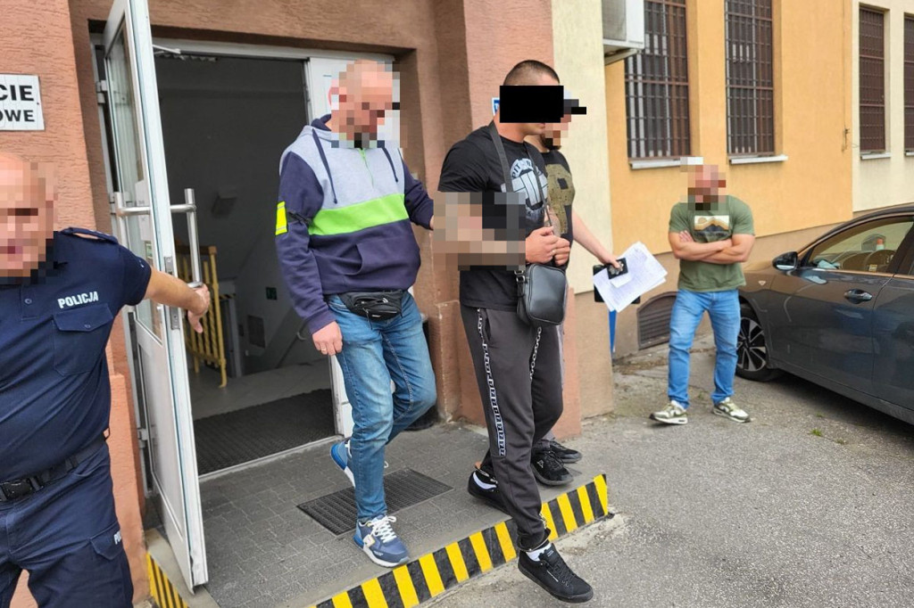 Policjanci przejęli 50 kilogramów i zatrzymali handlarzy
