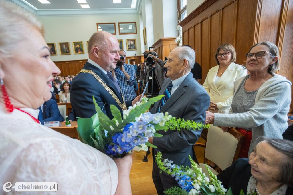 Uroczysta sesja sejmiku z okazji Święta Województwa