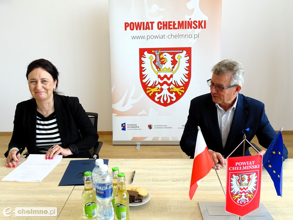 Podpisanie umowy w ramach konkursu „Produkt lokalny Powiatu Chełmińskiego\