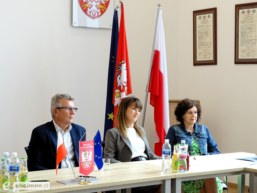 Podpisanie umowy w ramach konkursu „Produkt lokalny Powiatu Chełmińskiego\