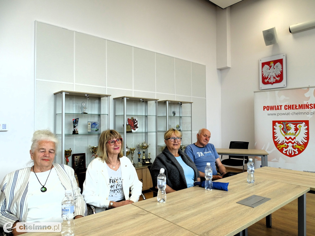 Włączamy osoby 60+ do aktywnego życia społecznego