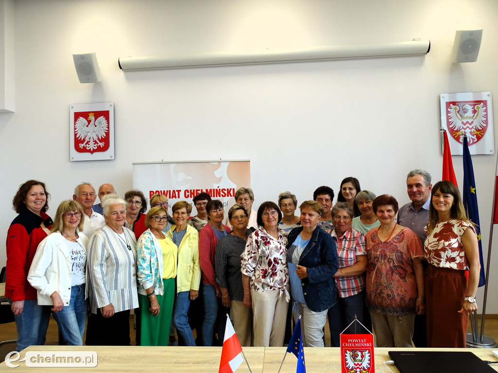 Włączamy osoby 60+ do aktywnego życia społecznego