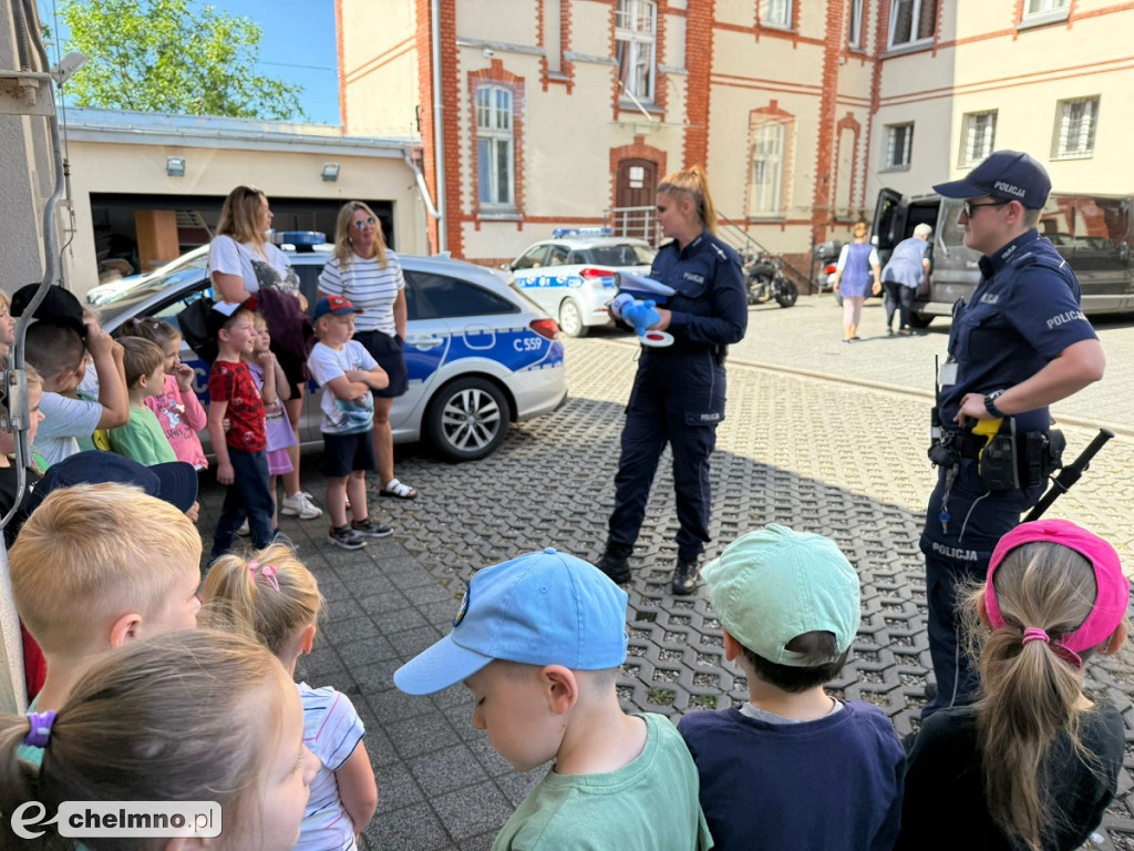 Przedwakacyjne spotkania chełmińskich policjantów z młodzieżą