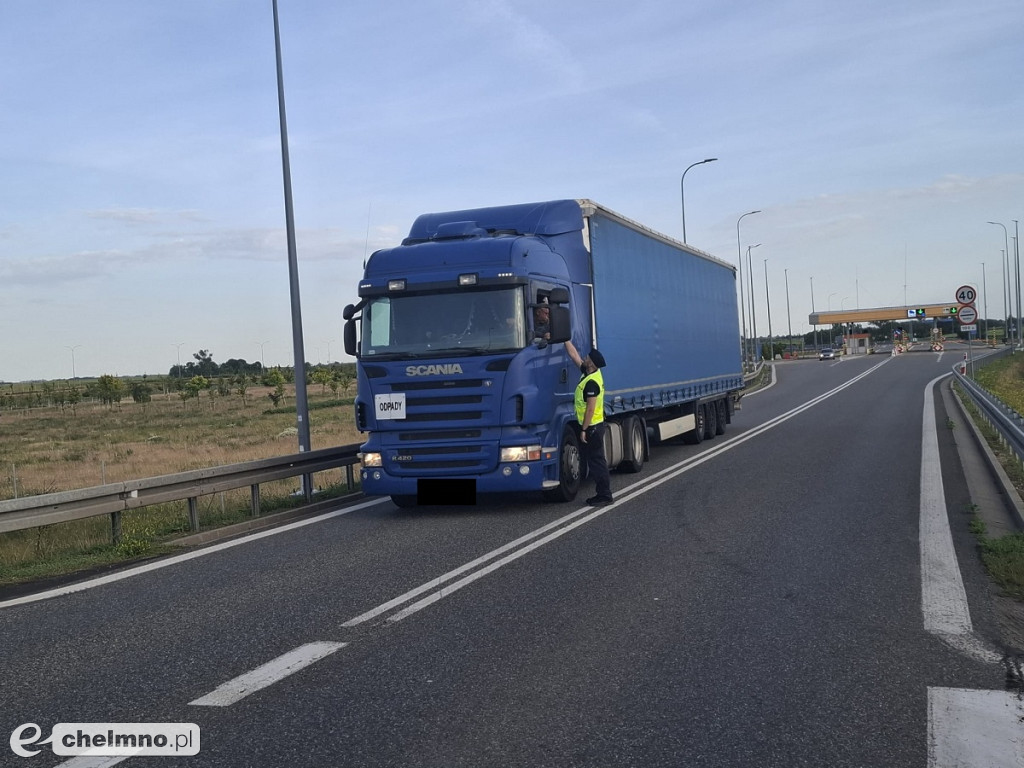 Chełmińscy policjanci sprawdzili trzeźwość ponad 2,5 tysiąca kierujących