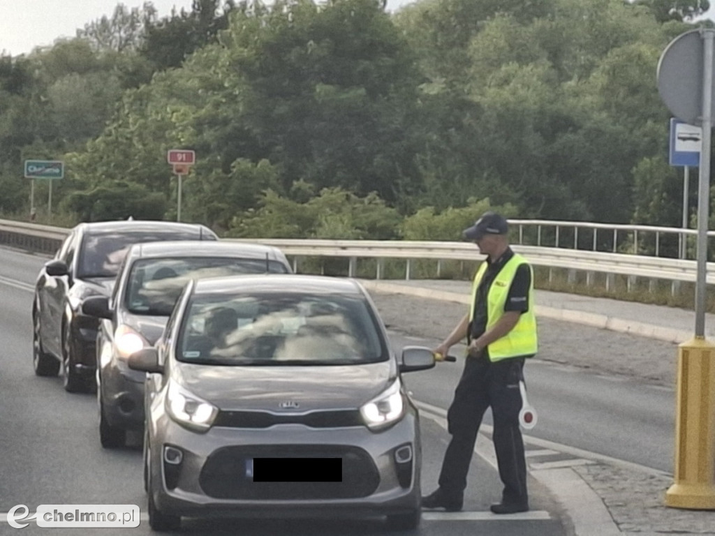 Chełmińscy policjanci sprawdzili trzeźwość ponad 2,5 tysiąca kierujących