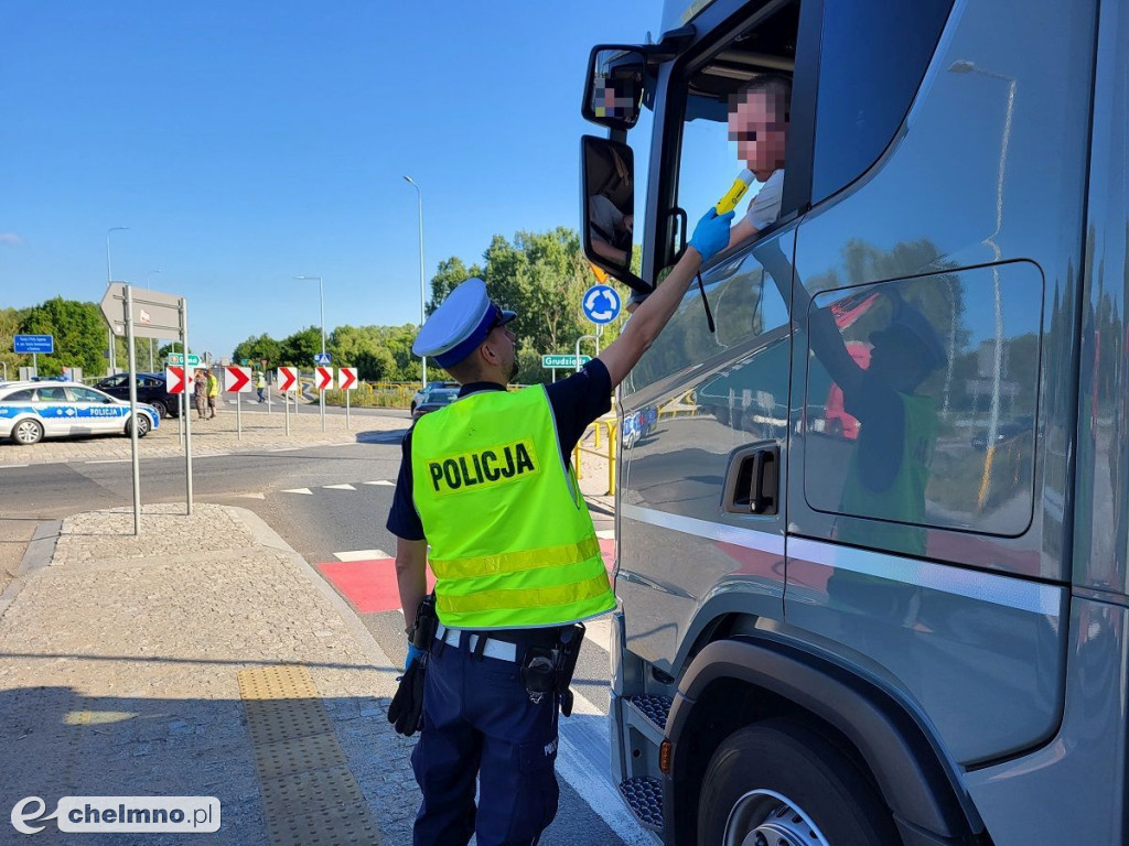 Chełmińscy policjanci sprawdzili trzeźwość ponad 2,5 tysiąca kierujących