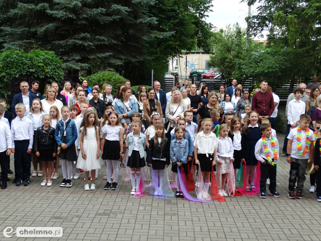 Fotorelacja z ostatniego dnia szkoły w \