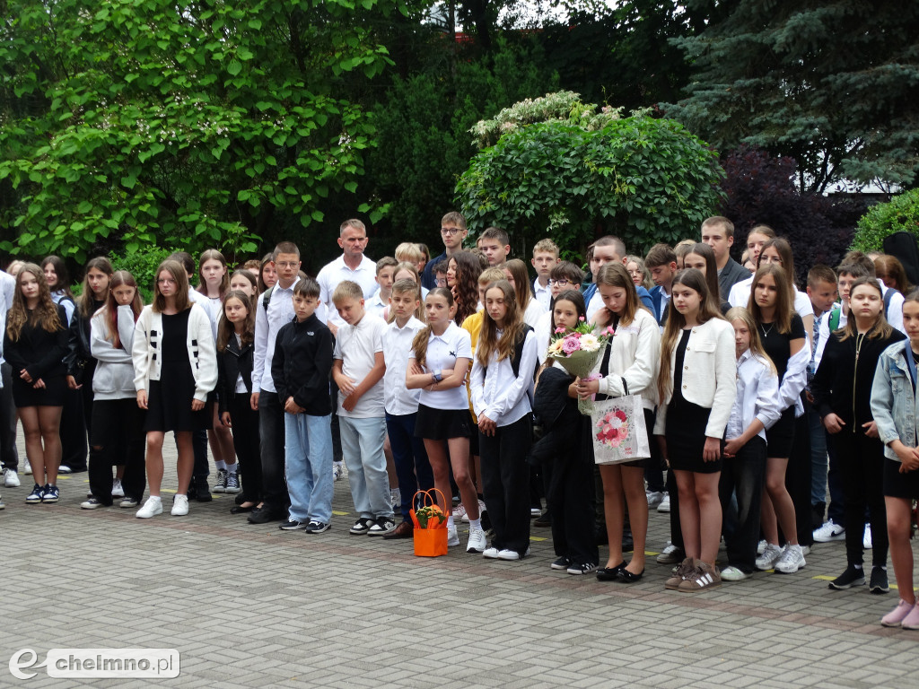 Fotorelacja z ostatniego dnia szkoły w \