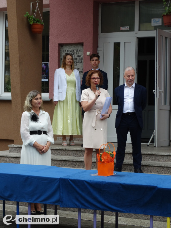 Fotorelacja z ostatniego dnia szkoły w \