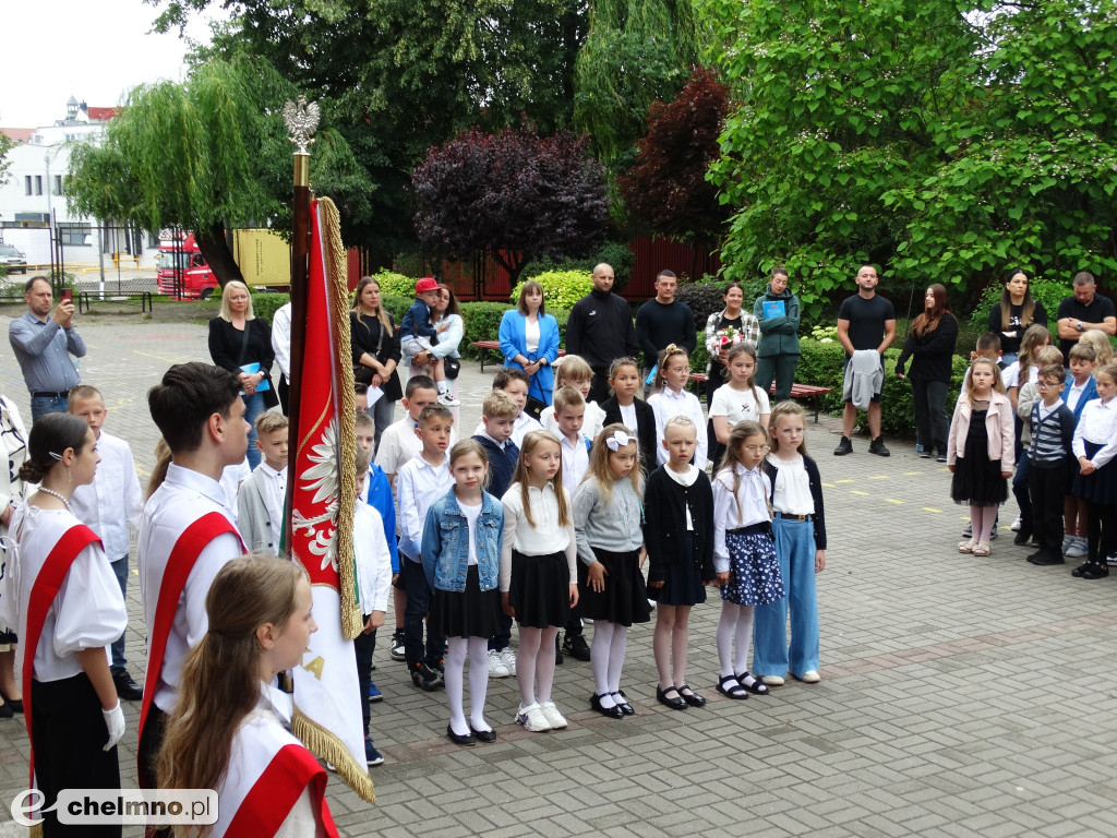 Fotorelacja z ostatniego dnia szkoły w \