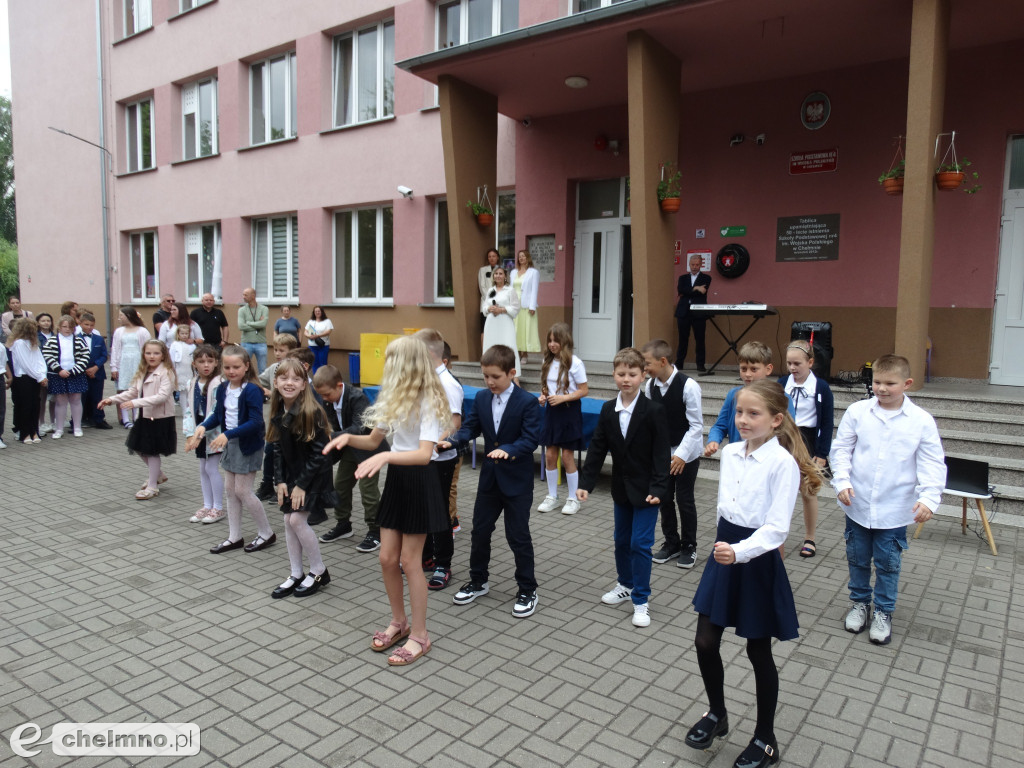 Fotorelacja z ostatniego dnia szkoły w \