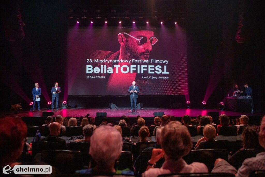 Jan Englert z Nagrodą Marszałka na otwarciu Tofifest