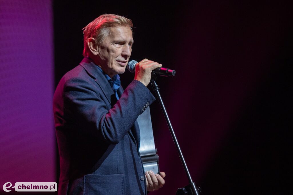 Jan Englert z Nagrodą Marszałka na otwarciu Tofifest