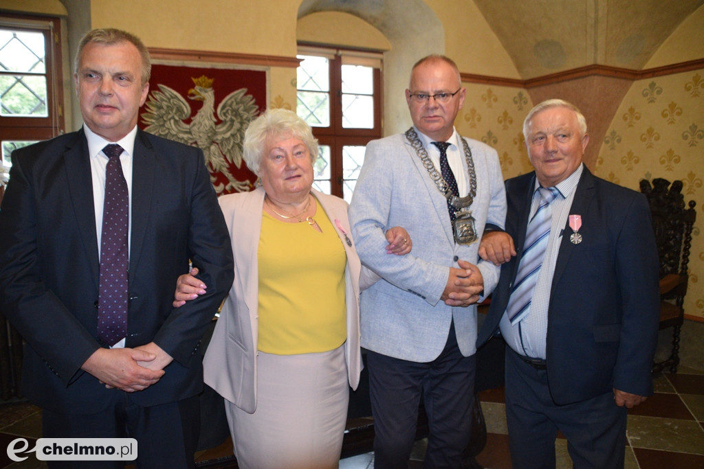 Państwo Smolińscy, Cępura, Buchholz i Kreft otrzymali Medale Prezydenta