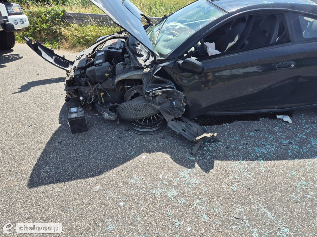 Pożar samochodu i wypadek w jednym dniu w okolicach Chełmna