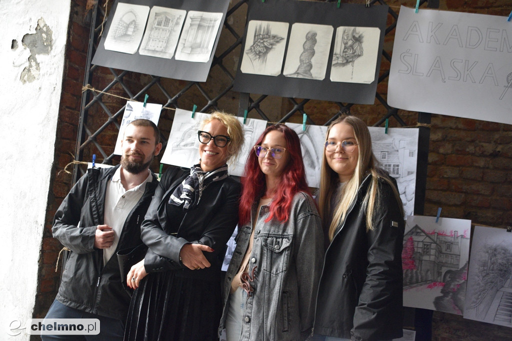 Dzisiejsza wystawa poplenerowa prac studentów w Bramie Grudziądzkiej