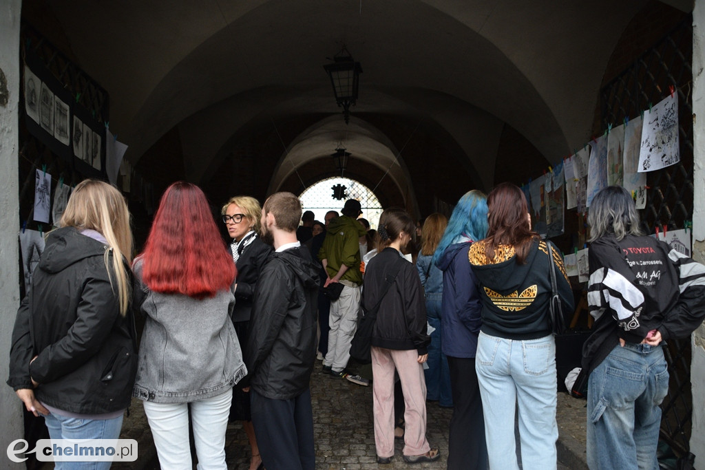 Dzisiejsza wystawa poplenerowa prac studentów w Bramie Grudziądzkiej