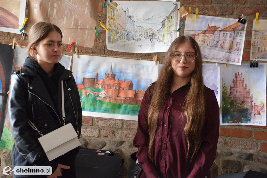 Dzisiejsza wystawa poplenerowa prac studentów w Bramie Grudziądzkiej